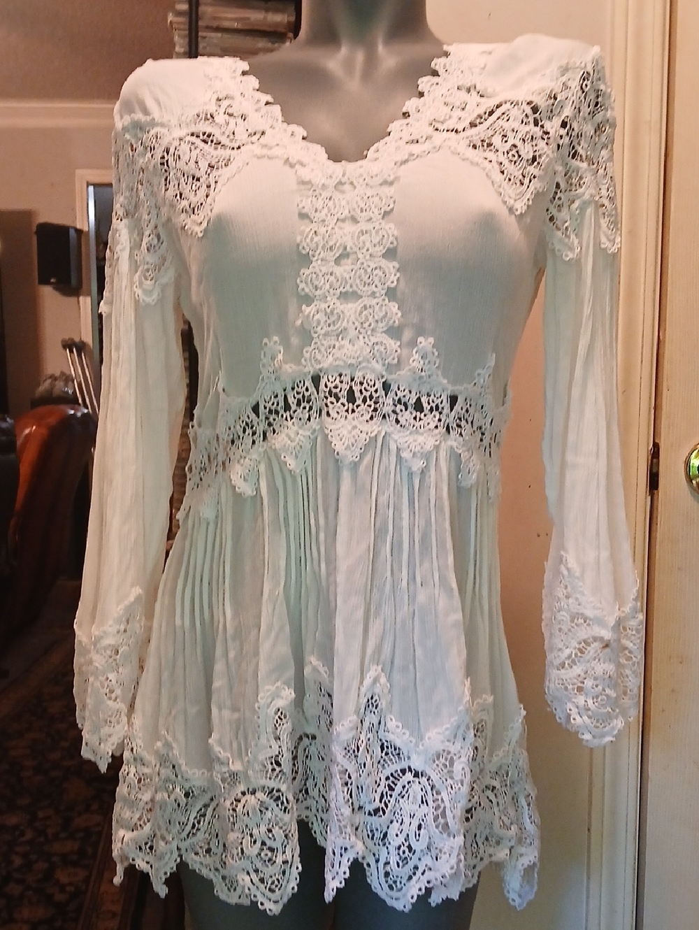 Boston Proper White Lace Peasant Tunic Top,sz.S